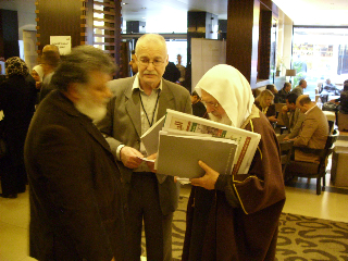 Sheik Dr. Mohemmed-Nemer Zaghmout President, Palestinian Islamic Counci Lebanon/Overseas och jag.